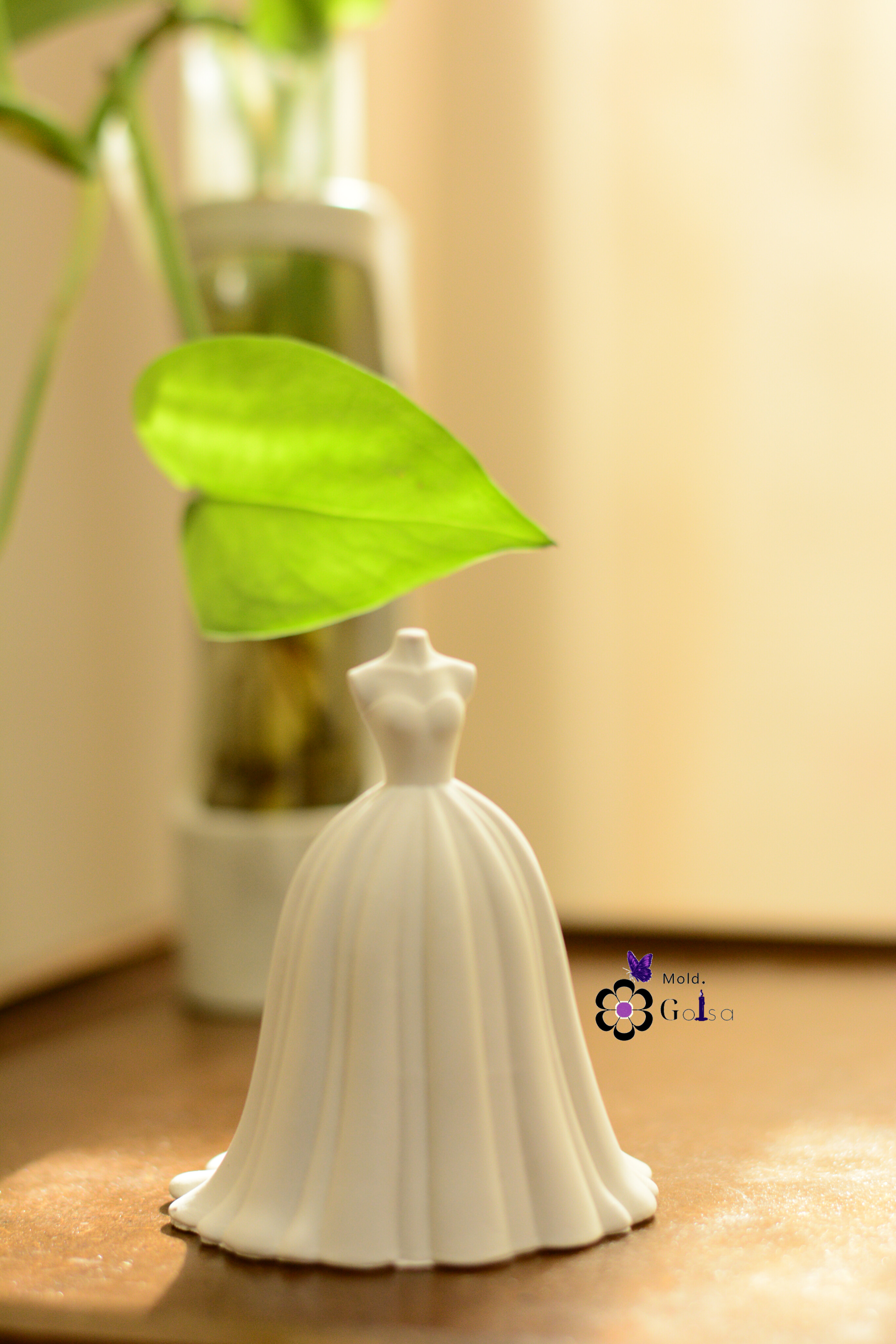 قالب لباس عروس دکلته ساده